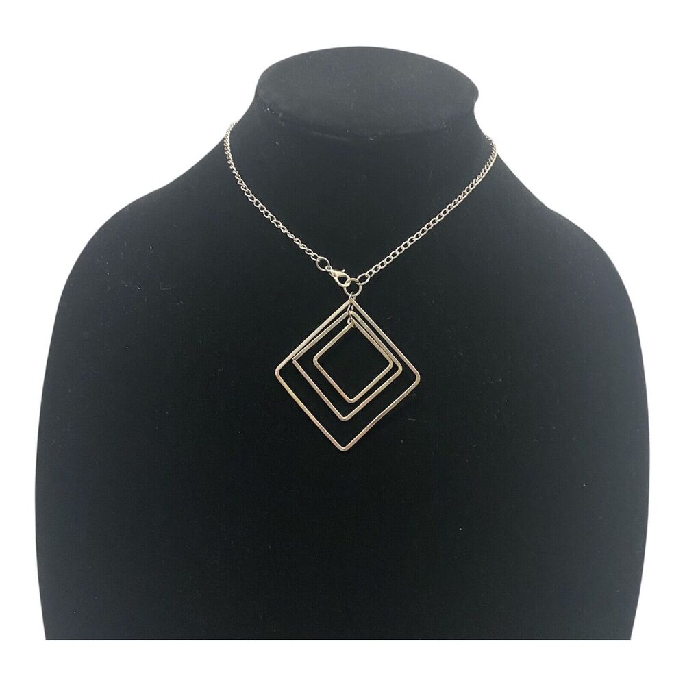 Modern Geometric Diamond Shaped Pendant Fashion Necklace 14.5 Inch Chain